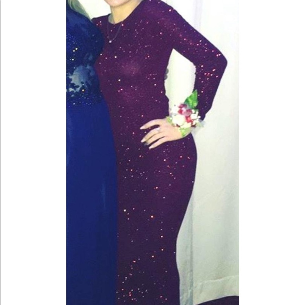 Windsor Long red prom dress
